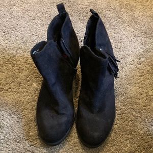 Black Bongo Ankle Booties🖤